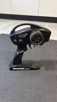 Predám Traxxas Maxx 1:10 - 7