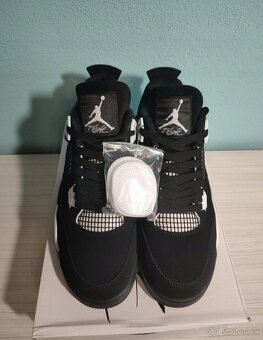 Air Jordan 4 Thunder White - 7