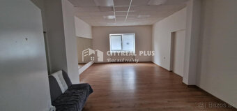 Prenájom podnikateľských priestorov v CENTRE mesta Nové Zámk - 7