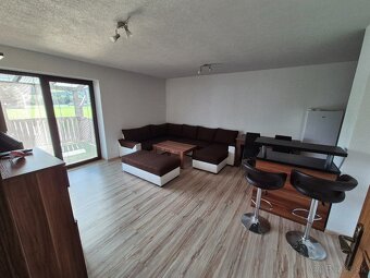 Na predaj apartmánový objekt – 5 bytov, veľký pozemok - 7