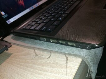 Asus X52. Intel i5. 320 GB. 15,6". 6 GB RAM.Nová klávesnica - 7
