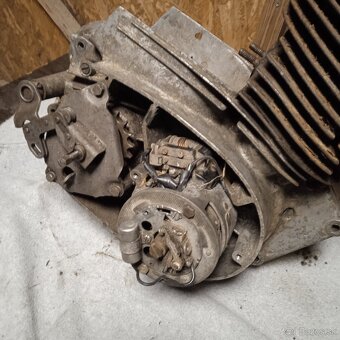 Motor Jawa 250 panelka - 7