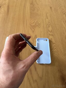 iPhone SE 2020 64 gb Black v záruke + príslušenstvo - 7