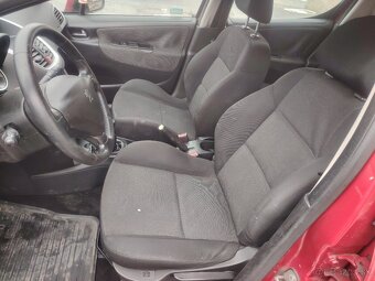 Predám Peugeot 207 1.6 benzín 88kw - 7