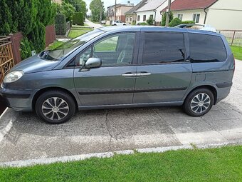 Predám Peugeot 807 2 l 88kw - 7