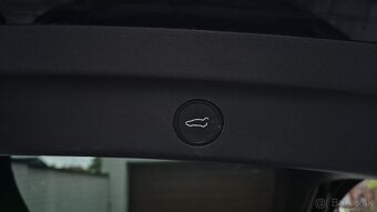 TOP Tesla Model Y SR RWD 2023 LFP AMD Ryzen záruka DPH - 7