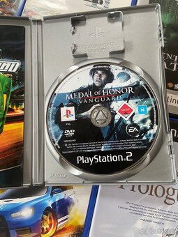 Predám Playstation 2 Slim - 7