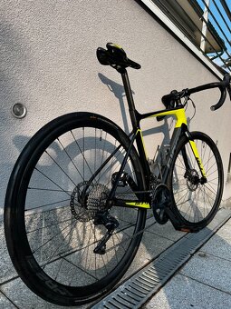 Cestný bicykel Giant Defy Advanced 1 HRD - 7