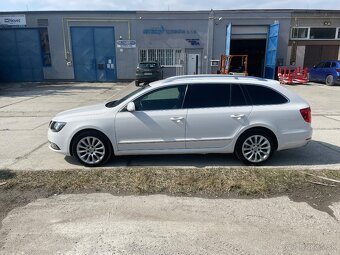 Skoda Superb 4x4 DSG Elegance 12/2013 - 7