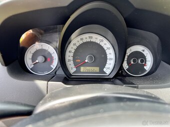 KIA Ceed sw 1.6 Benzin full vybava - 7