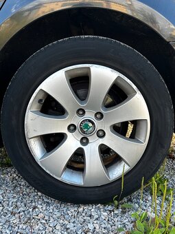 Škoda Superb 2 na náhradne diely - 7