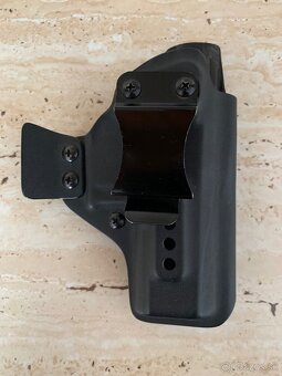 Predám pištol CZ P10-C - 7