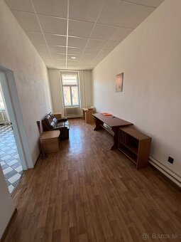 Prenájom kancelárie v Brezne - centrum - 7