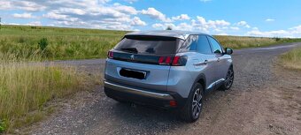 Peugeot 3008 SUV (2020) - 7