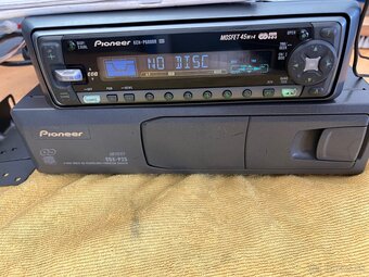 Autorádio Pioneer + CD wechsler - 7