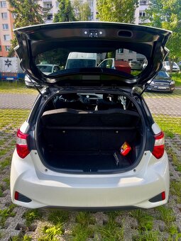 Toyota Yaris hybrid CVT - 7