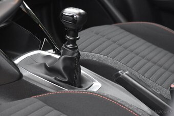 Peugeot 2008 1.5 HDi ROK 2022 - 7