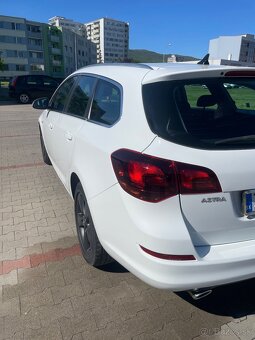 Opel Astra J 2.0 diesel ⛽️ Sport+Tourer Automat - 7