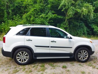 Predám KIA Sorento 2.2 CRDi VGT 4WD LX A/T - 7