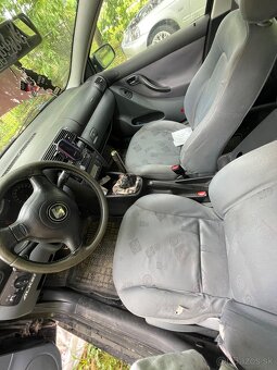 PLNE POJAZDNÝ SEAT LEON 1M - 7