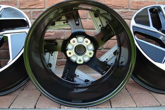 5x130 R20 Hlinikove disky Original Audi Q7 4L - 7