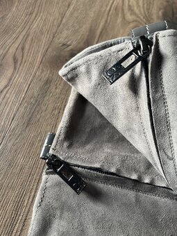 Damske cizmicky na opatku, zn. Calvin Klein, vel. 39 - 7