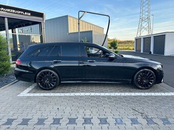 Mercedes-Benz E 220d W213 AMG Line - 7