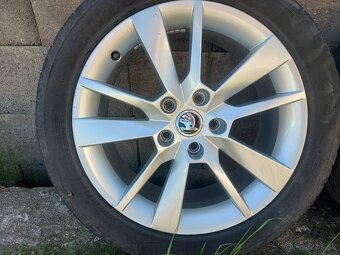 5x112 7Jx17 ET49 - originálne disky ŠKODA model TRIUS - 7