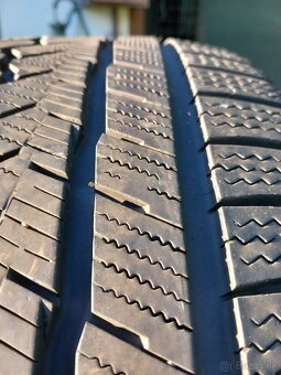 245/40 r19 zimne pneumatiky - 7