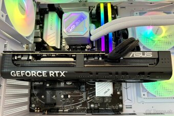 Ryzen 7 9800x3D, RTX 5080 16GB, 32GB RAM DDR5, 2TB M2 SSD - 7