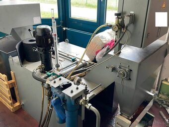 Obráběcí centrum (Univerzální) DECKEL MAHO DMG DMU 50V (7910 - 7