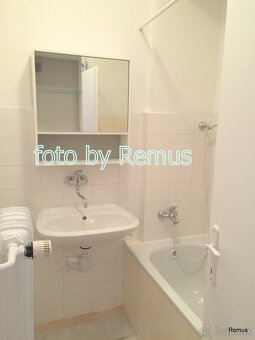 Nájom 2 izbového tichého bytu /Rent 2room apartment - 7