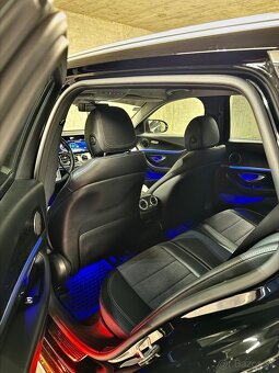 Mercedes Benz E300d - 7