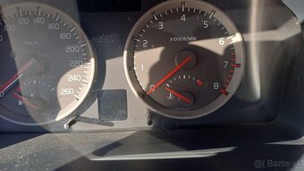 Volvo V50 - 7