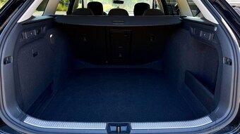 Škoda Superb Combi IV. 2.0 TDI 150K DSG Selection 24KM - 7