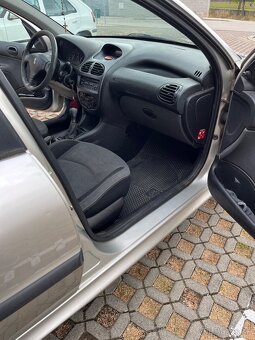 Peugeot 206 - 7