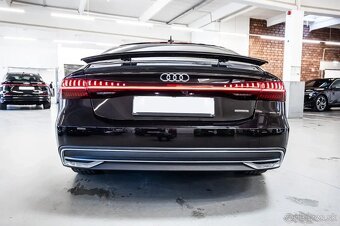 Audi A7 - 7