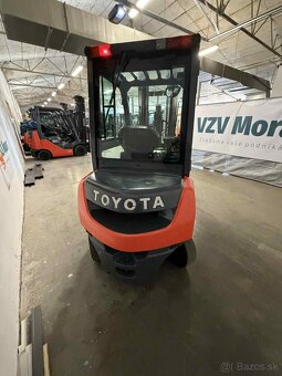Vysokozdvižný vozík Toyota, 52-8FDF20. Teleskopické vidlice - 7