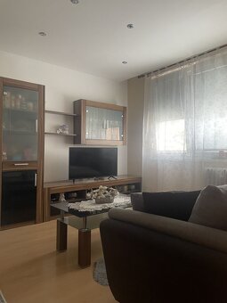 Ponúkame na predaj priestranný 1-izbový byt v Galante - 7