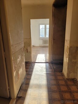 Veľký 2 izb. byt, ul. Školská - 7