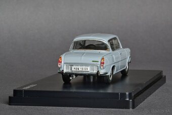 Modely áut 1:43 - 7