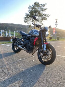 Triumph Trident 660 - 7