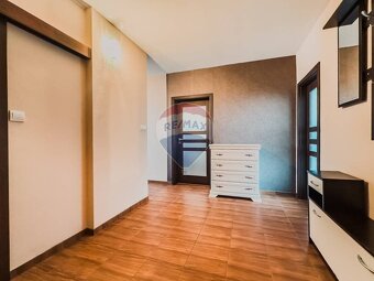 Na predaj 2 a pol-izbový byt s loggiou, Novohradská - Čínsky - 7