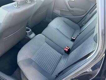 Volkswagen Polo 1.4i - 7