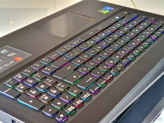 Herný notebook MSI LEOPARD | 17,3" 240Hz | RTX 3070 8GB | i - 7