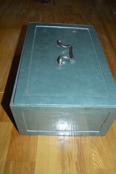 predam starozitny trezor, - 7