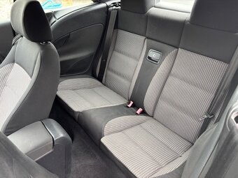 Volkswagen EOS 2,0 FSi benzín - 7