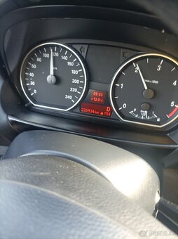 BMW rad 1 118d automat r.2011 - 7