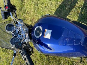 Suzuki GSX 750 AE Inazuma - 7