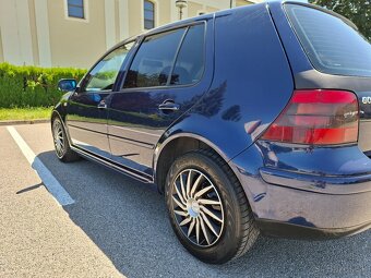 Volkswagen Golf 4 1.6 74kw - 7